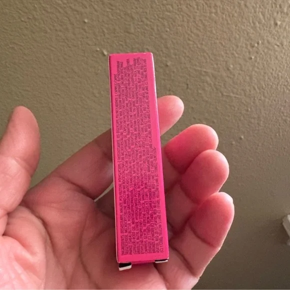 MAC Cosmetics SQUIRT PLUMPING GLOSS STICK in 13 AMPED Brand New Never Used. - Picture 4 of 13